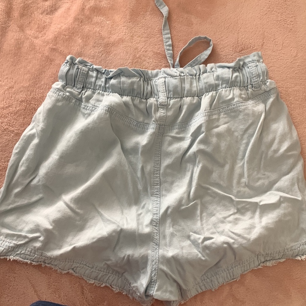Shorts - Picture 2 of 2